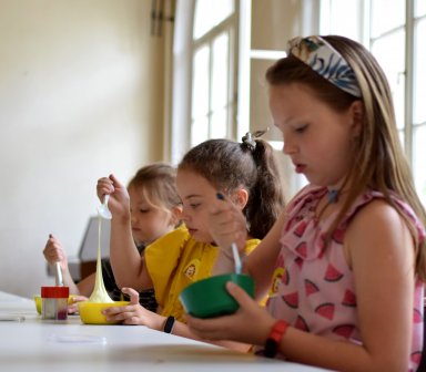 Wakacyjny Klub Juniora - Centrum Kultury Podgórza